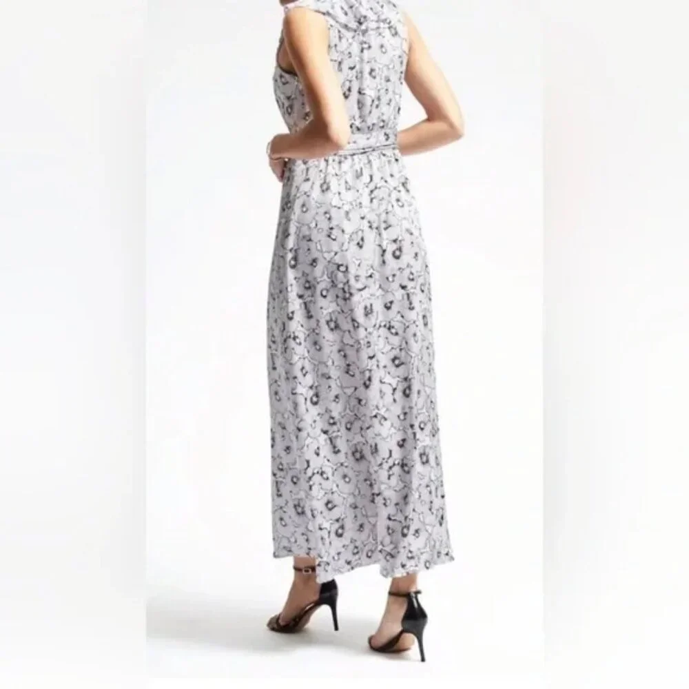 Banana Republic White & Black Floral Maxi Dress - Picture 4 of 8
